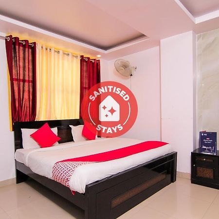 Collection O 4731 Hotel Surya Continental 러크나우 외부 사진