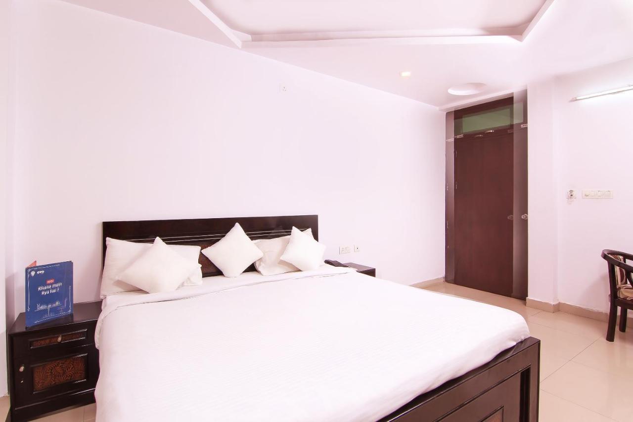 Collection O 4731 Hotel Surya Continental 러크나우 외부 사진